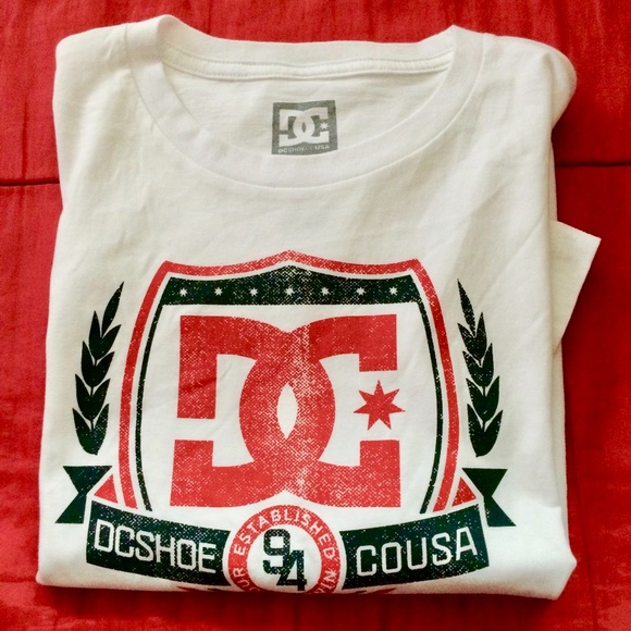 SOLD - DC Shoe Company T-Shirt, Large, BNWT - Picture 3 of 3